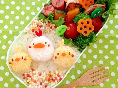 簡単キャラ弁☆にわとりさんとひよこちゃんのお弁当♪